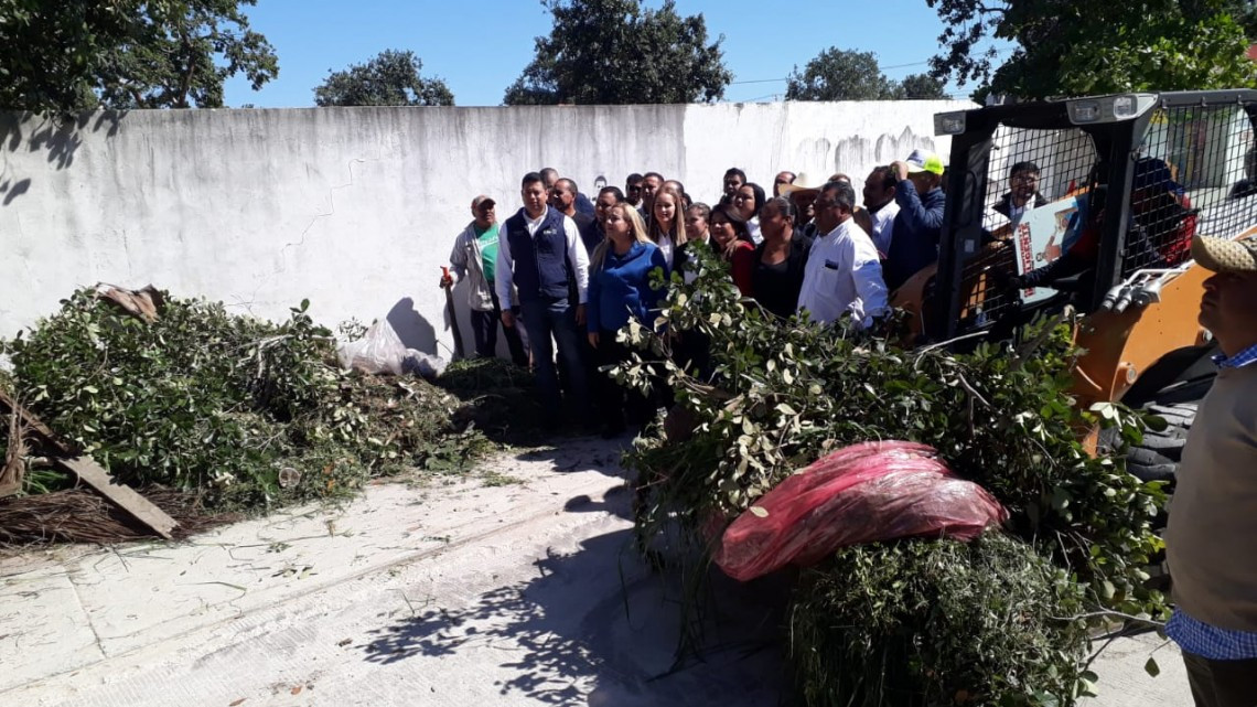 Refuerzan estrategia de limpieza para el combate al mosco transmisor del dengue