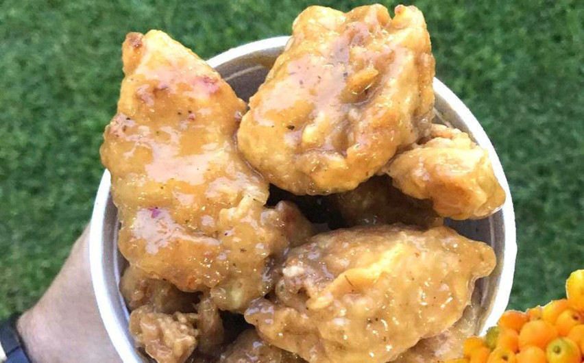 Crean alitas y boneless bañadas en salsa de jobito ¿Te atreverías a probarlo?