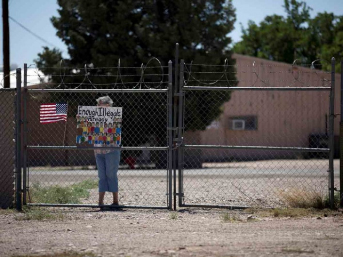 Migrante mexicana se declara en huelga de hambre