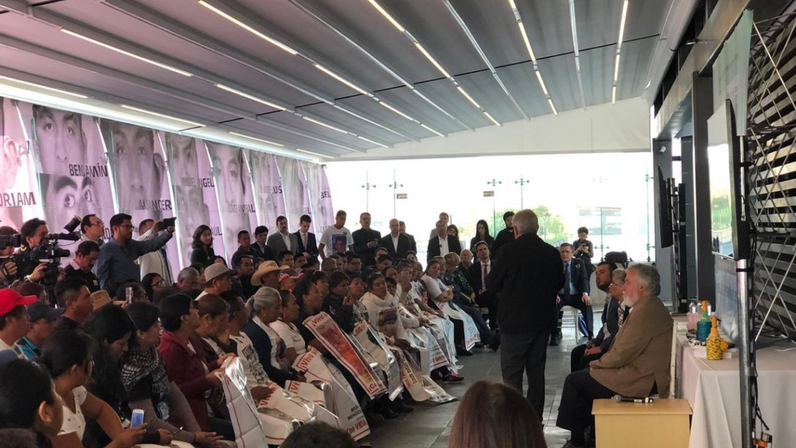 Nosotros vamos a cumplir, se va a hacer justicia en caso Ayotzinapa: AMLO