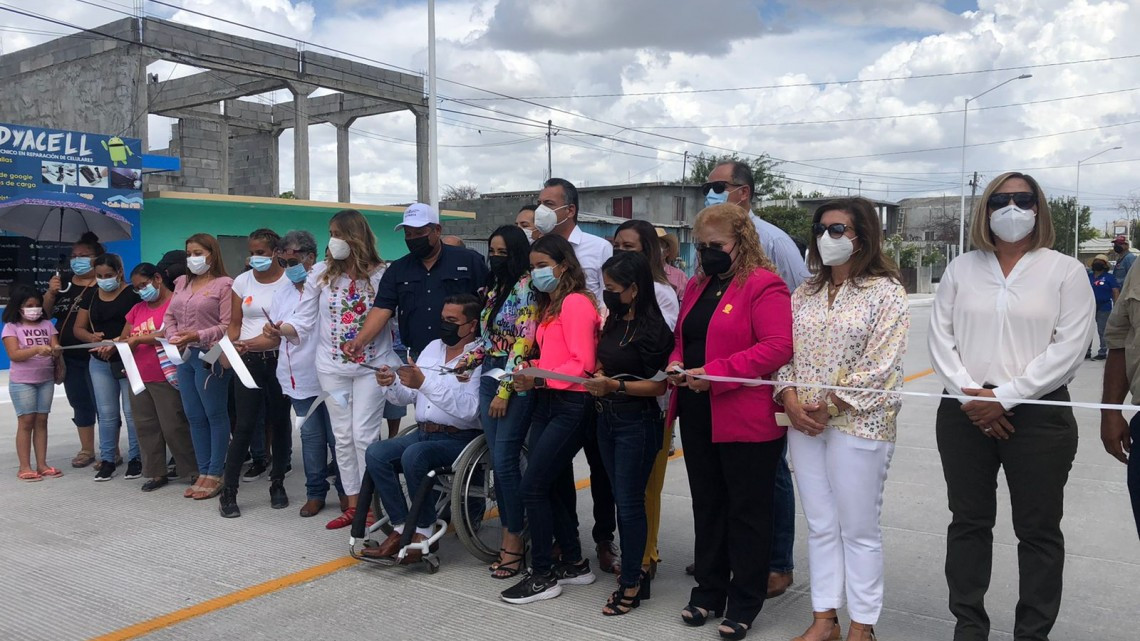 Inauguran pavimentaciones con inversión superior a los 13 MDP