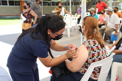 Invita Gobierno Municipal a personas de 40-49 y embarazadas a vacunación contra COVID-19 