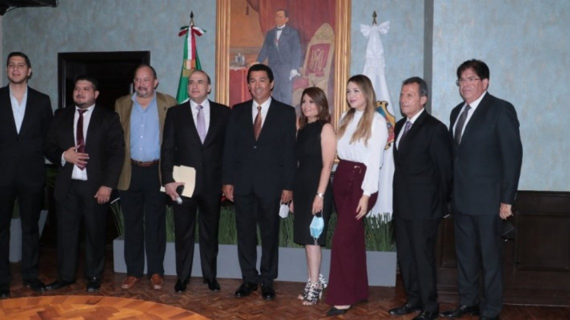 Entrega Mario López nombramientos a Secretarios y Directores para el periodo 2021-2024