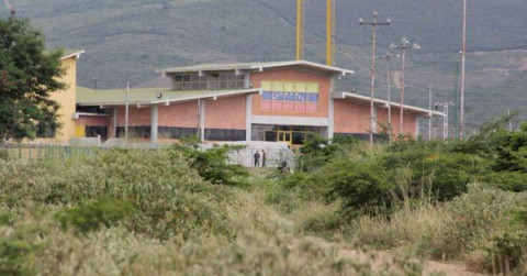 Motín en cárcel venezolana deja 11 muertos y 28 heridos