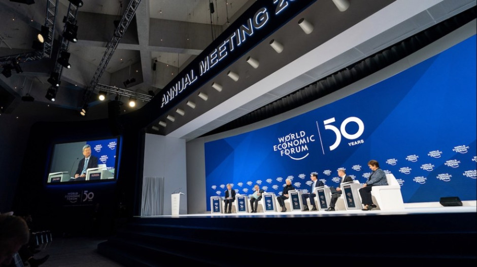 Posponen Foro Económico Mundial de Davos por pandemia