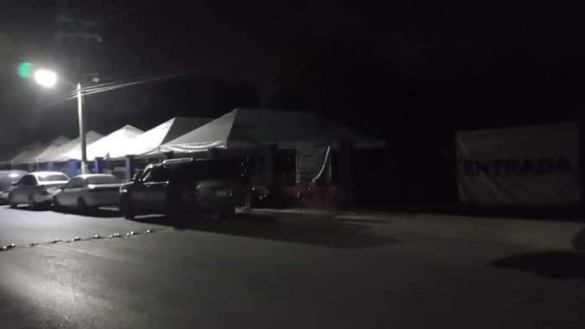 Reportan filas nocturnas previo a vacunación en Reynosa