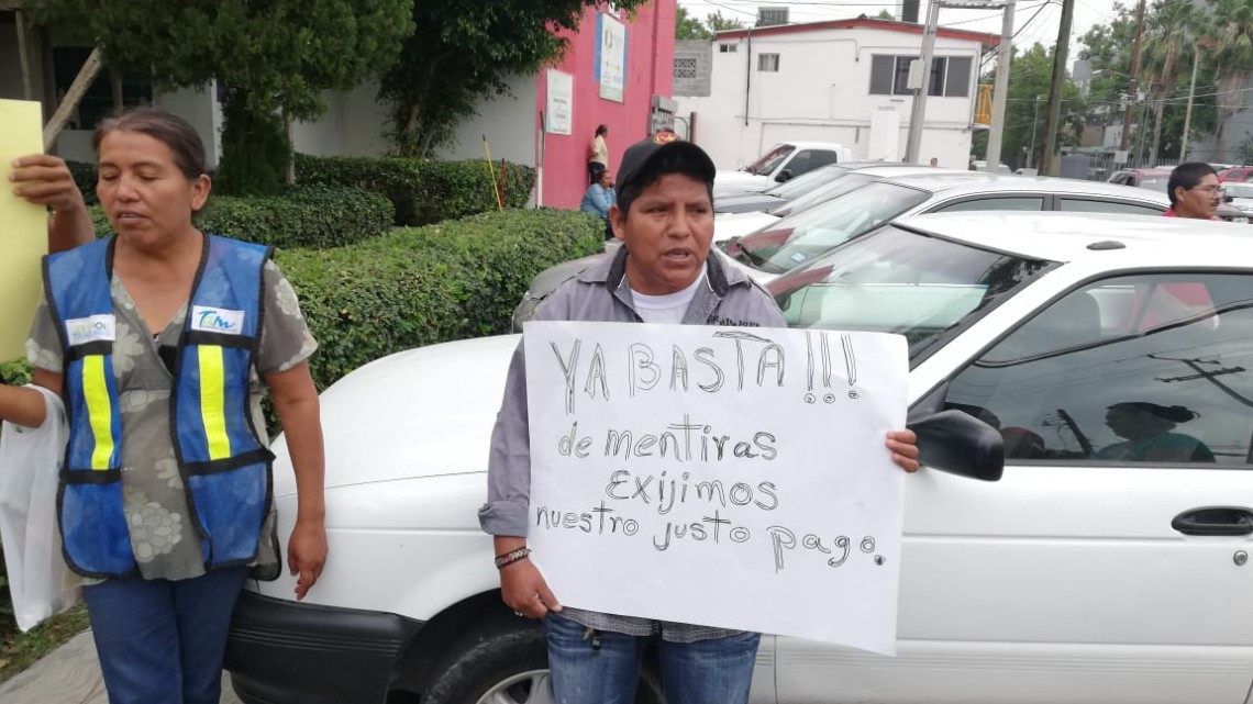 Tardan en pagar a jornaleros