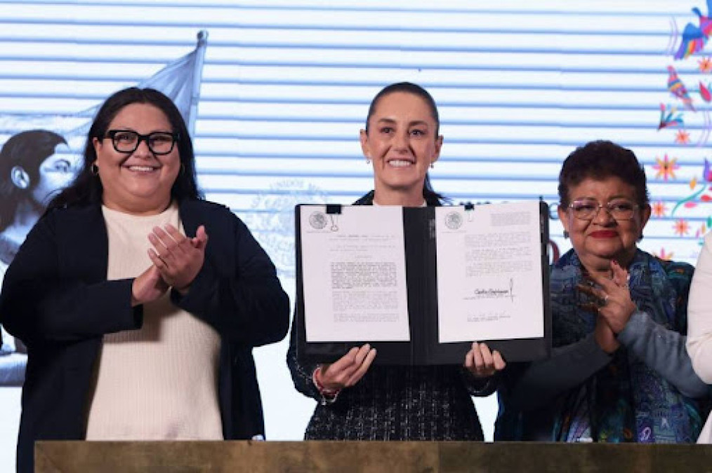 Sheinbaum firma decreto para la igualdad sustantiva de las mujeres