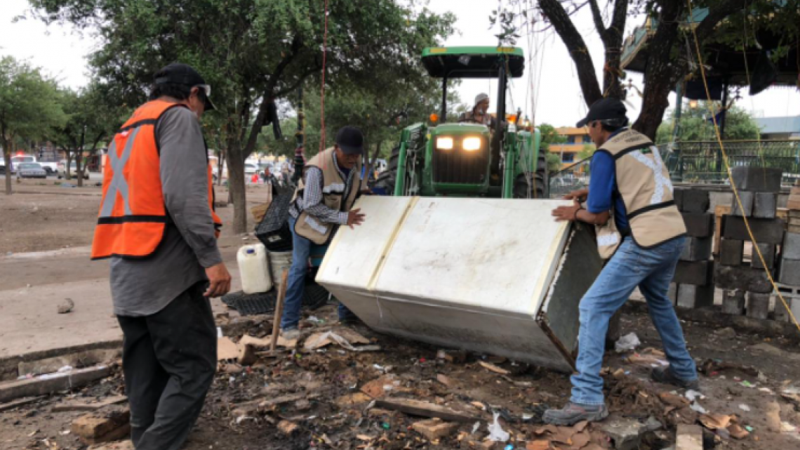 Así luce la Plaza de las Américas tras desalojo de migrantes 