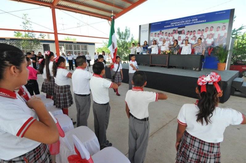Egresa generación 2012-2018 “Gilberto Estrella Hernández”