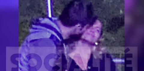 Medio español captura beso de Piqué y Chía 