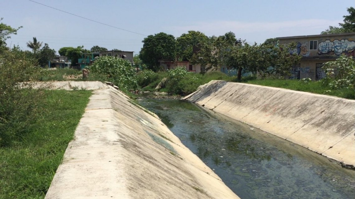 Solicitan limpieza de drenajes pluviales de la zona sur