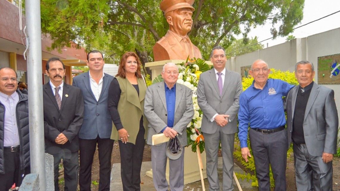 Celebra Preparatoria Múgica 50 Años de su Fundación