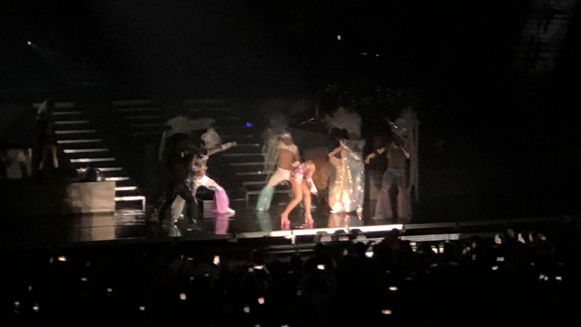 Gloria Trevi se convierte en 'Diosa de la noche' en el Payne Arena