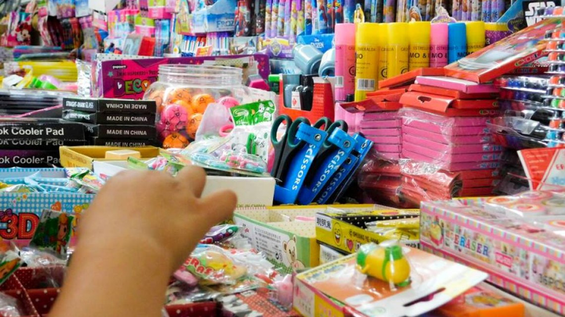 Realizan con éxito "Feria del Regreso a Clases"