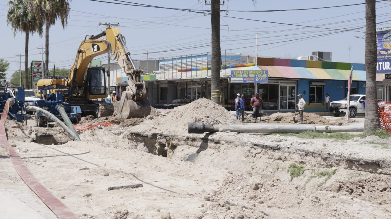Rehabilita Municipio colectores en Rodolfo Garza Cantú y Álvaro Obregón 