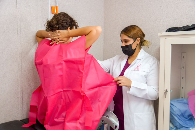 Benefician Ayuntamiento y DIF Reynosa a familias de Villa Diamante