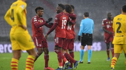 El Barcelona es eliminado de la Champions League; jugará la Europa