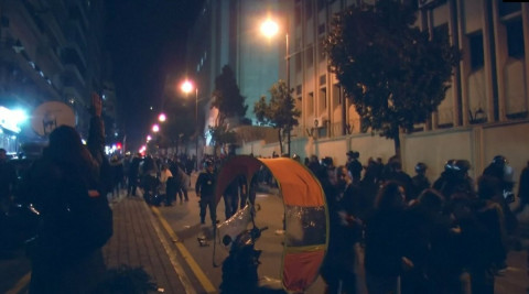 Reportan al menos 70 heridos por protestas en Líbano