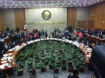 INE ordena quitar spot del PAN; podría interpretarse contra el PRI