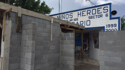 Maestra jubilada agrede físicamente a cuatro alumnos 