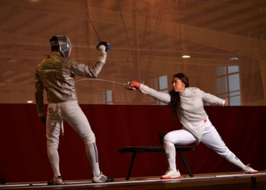 Úrsula González encara mundial de esgrima en Francia