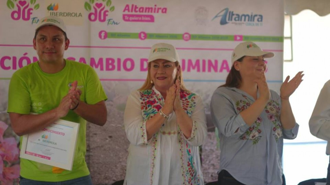 Realizan  trabajos de reforestación