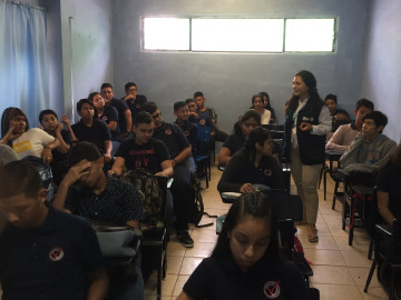 Imparten plática sobre “sexualidad responsable” a jóvenes de Reynosa