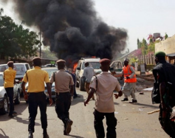 Deja 50 muertos ataque suicida en mezquita en Nigeria 