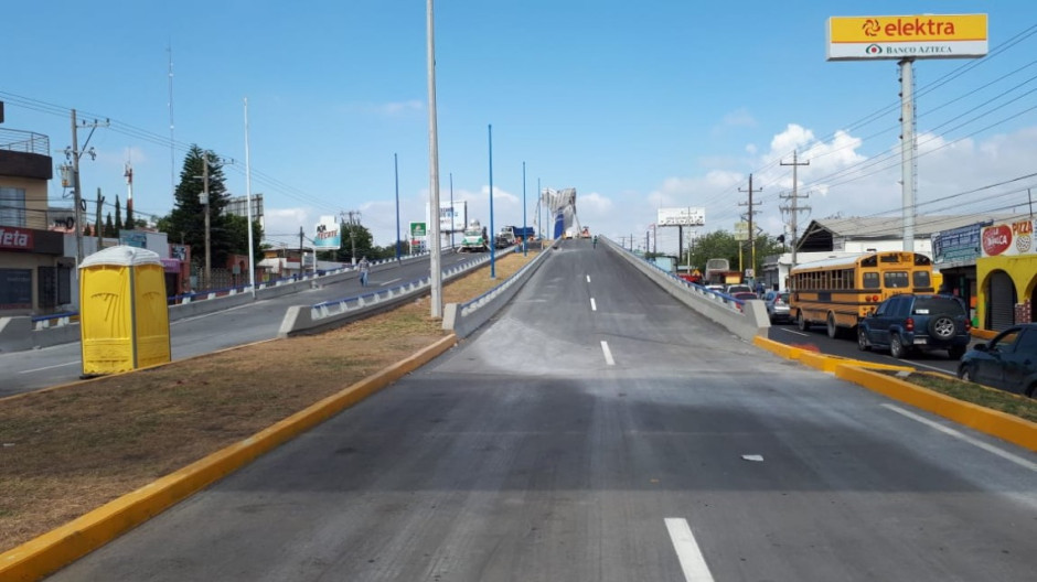 Construcción del puente vehicular concluye a finales del presente mes
