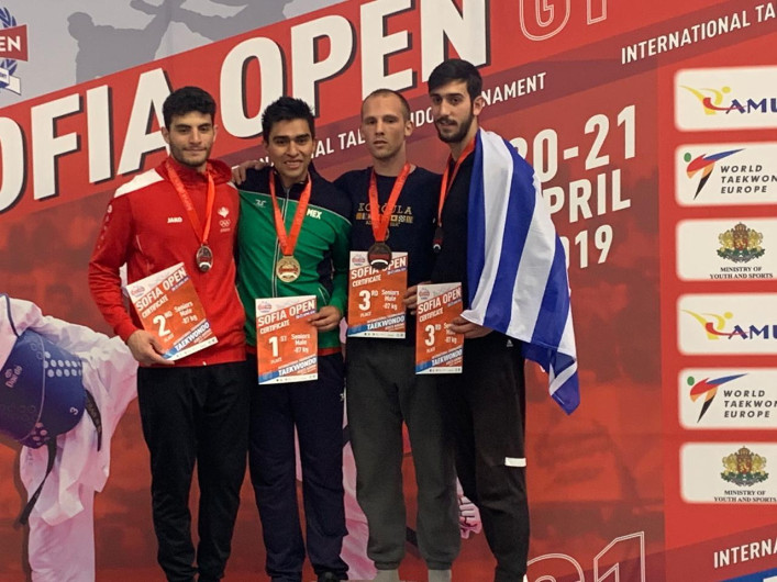 Bryan gana oro en cuatro torneos de alto nivel