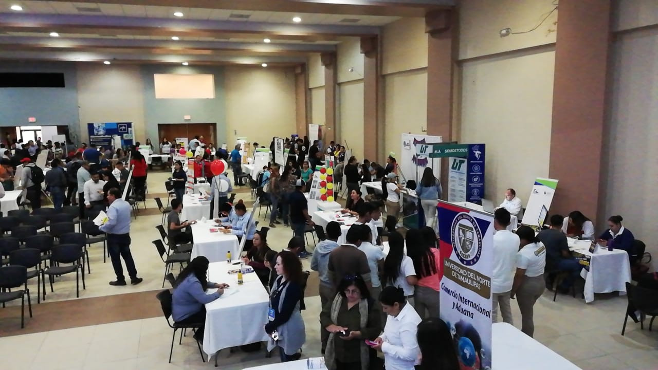 Realizan primera feria del empleo 2019 