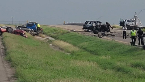 Choque múltiple deja un muerto y cuatro heridos en Edinburg