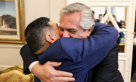 Decreta Argentina 3 días de duelo por la muerte de Maradona