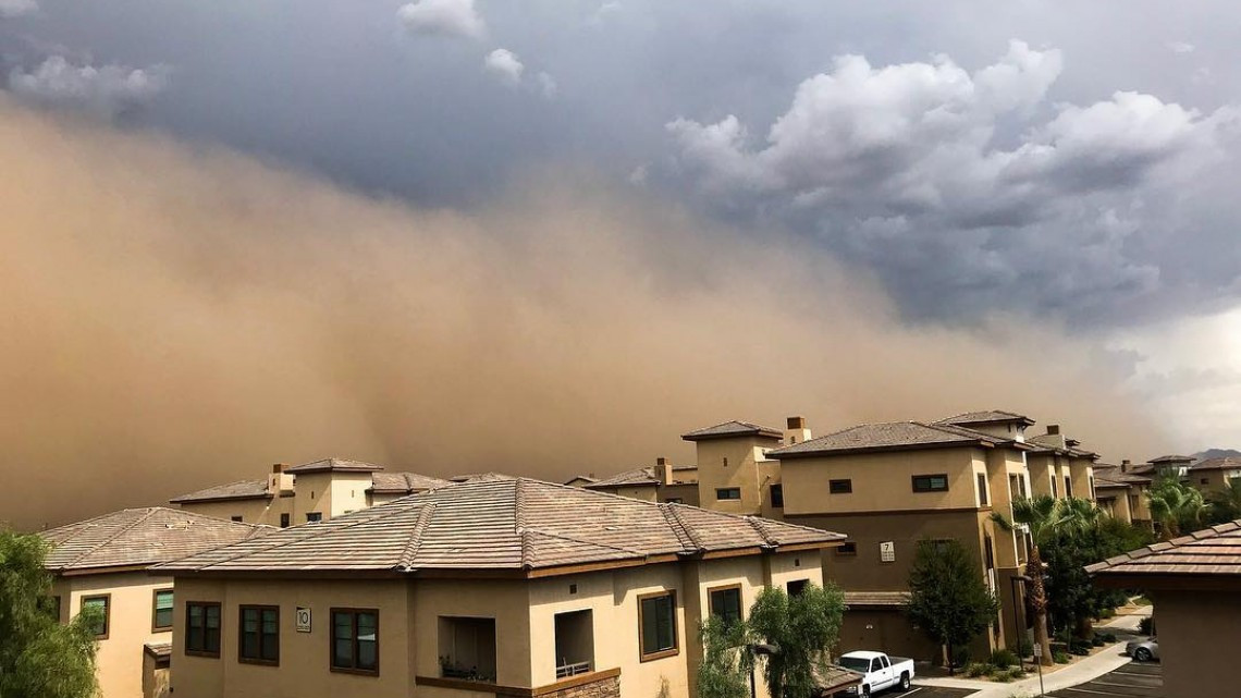 Tormenta de arena azota a Arizona