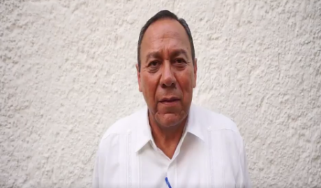 Jesús Zambrano felicita a Toño Echevarría por su triunfo en Nayarit