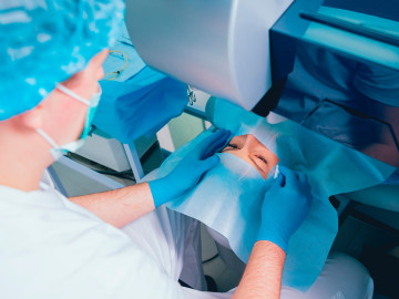 Trasladan a candidatos de cirugías oftalmológicas al Hospital La Carlota 