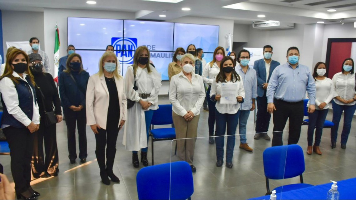 Ivett Bermea se registra por la candidatura para la presidencia municipal de Matamoros