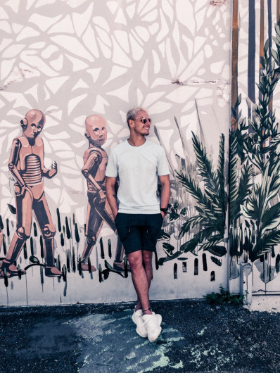 Se burla chicharito de Zague, en Twitter