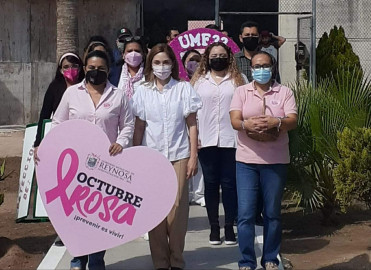 Imparte IMM pláticas para la prevención del cáncer de mama 