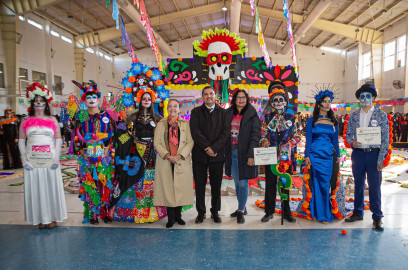 Con monumental tapete y altar de muertos, participa prepa “Ricardo Flores Magón” en Festival de la Huesuda 2023  