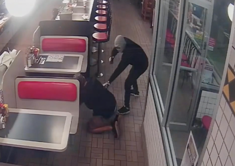 Policía de Houston ofrece recompensa por dos presuntos asaltantes