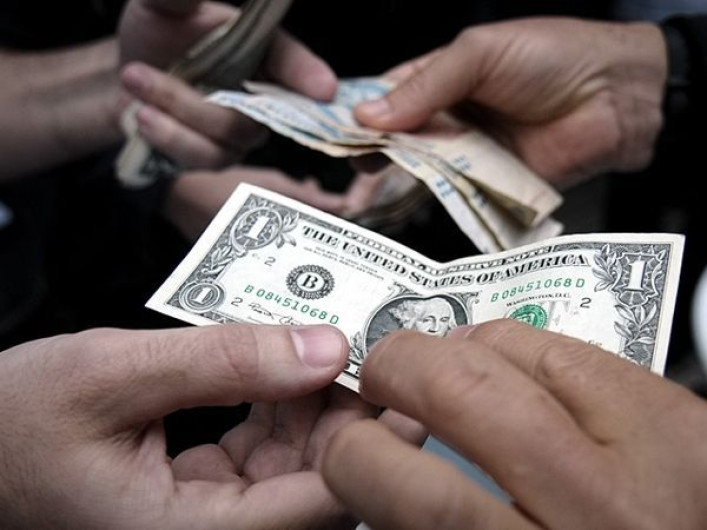 Dólar cotiza en 18.30 pesos a la venta 