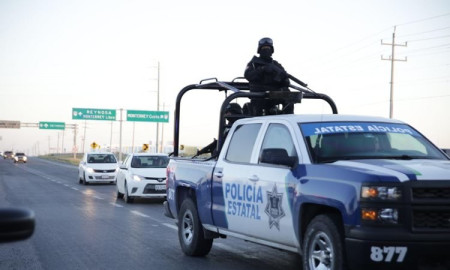 Elementos de la Policía Estatal resultaron heridos durante percance vial