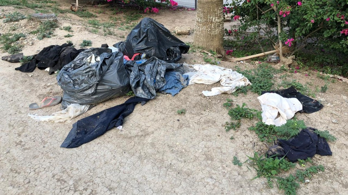 Contaminan migrantes el bordo del Río Bravo