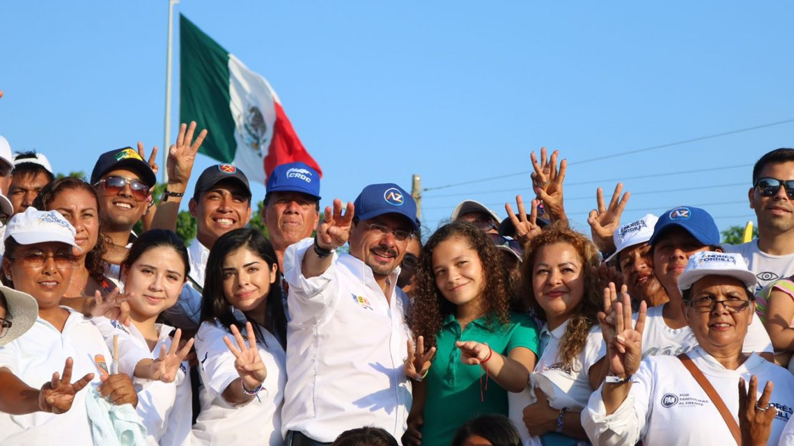 Hay que doblarse las mangas en el tema de seguridad: AZ