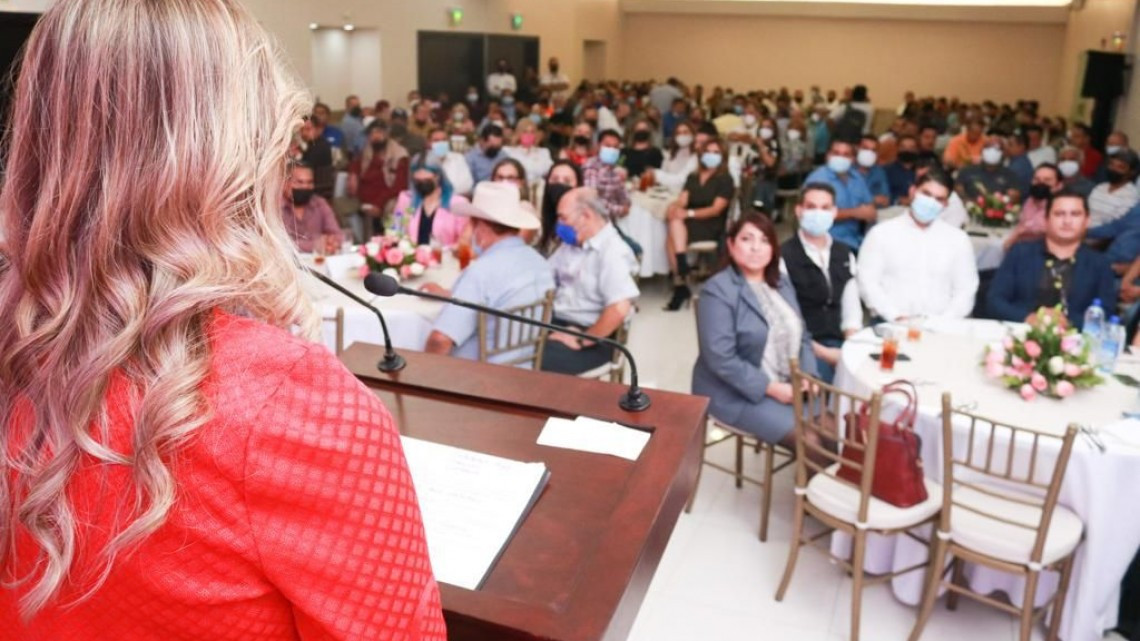 Reconocen a Maki Ortiz Empresarios y Asociaciones de Reynosa sus resultados de Gobierno