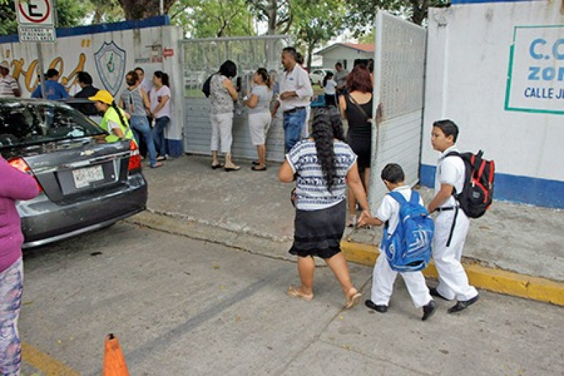 80% de asistencia obligatorio para pasar año en nivel básico