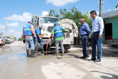 Elimina COMAPA derrames en San Valentín