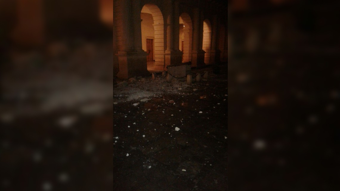 Sismo deja daños y muertes a su paso